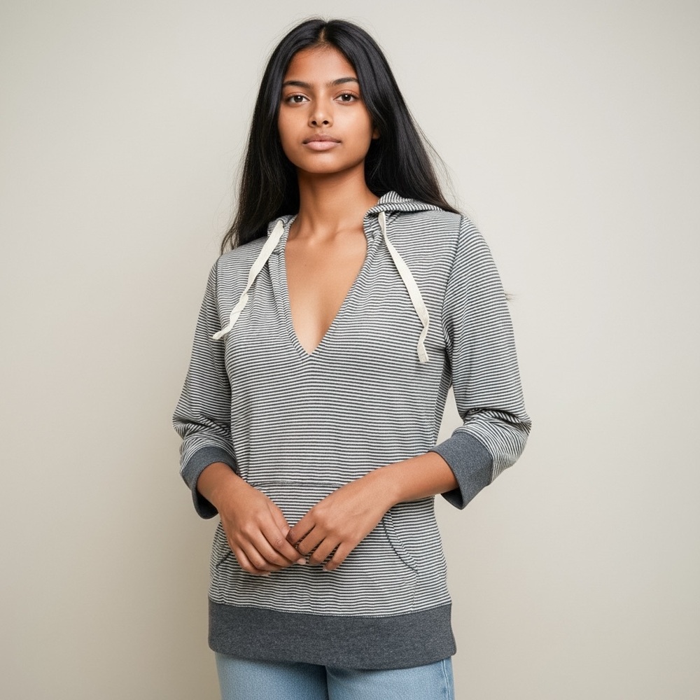 Old Navy Intimates Nautical Stripe 3/4 Pullover with Hood | V-Neck